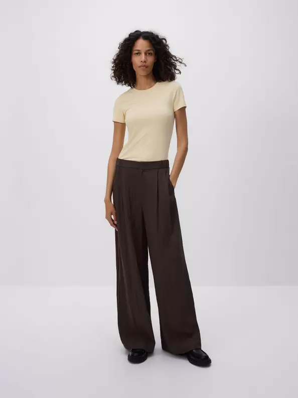 Pantaloni largi cu viscoză