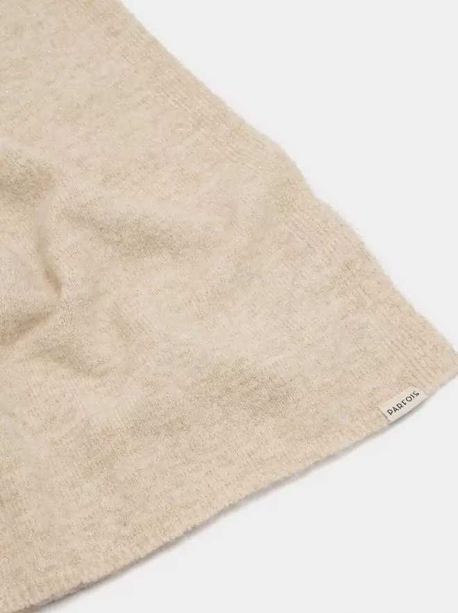 Plain scarf