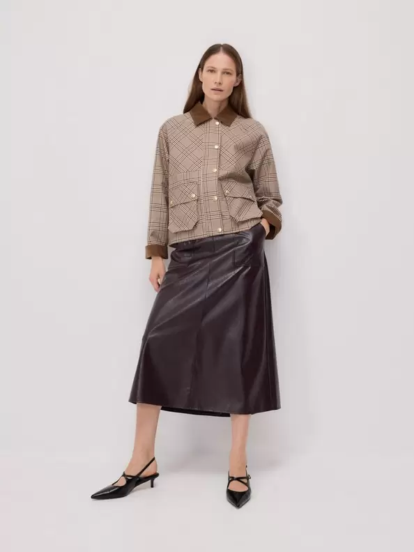 Jachetă cu guler din catifea reiată