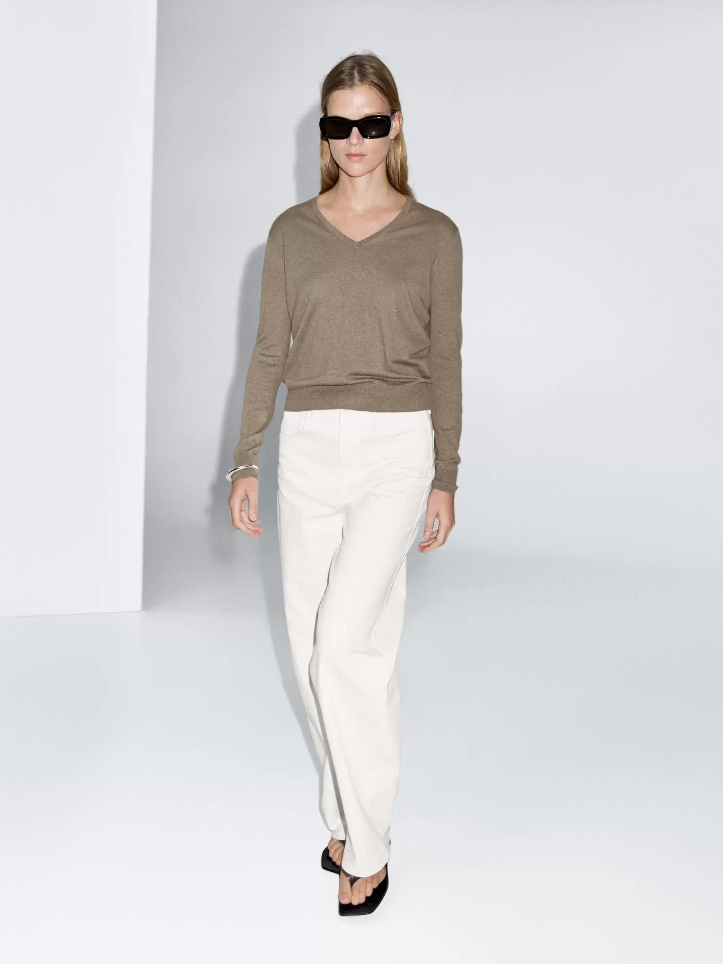 Wool blend V-neck knit sweater