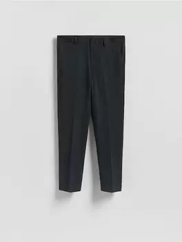 Pantaloni carrot, la dungă