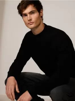 Bluză sport cu guler înalt