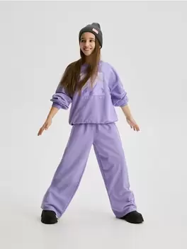 Pantaloni trening cu imprimeu