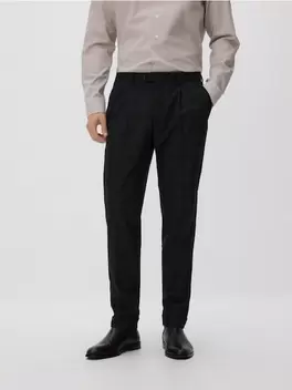 Pantaloni clasici în carouri