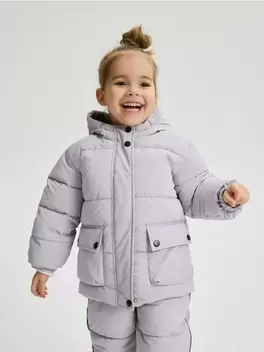 Jachetă cauciucată cu glugă