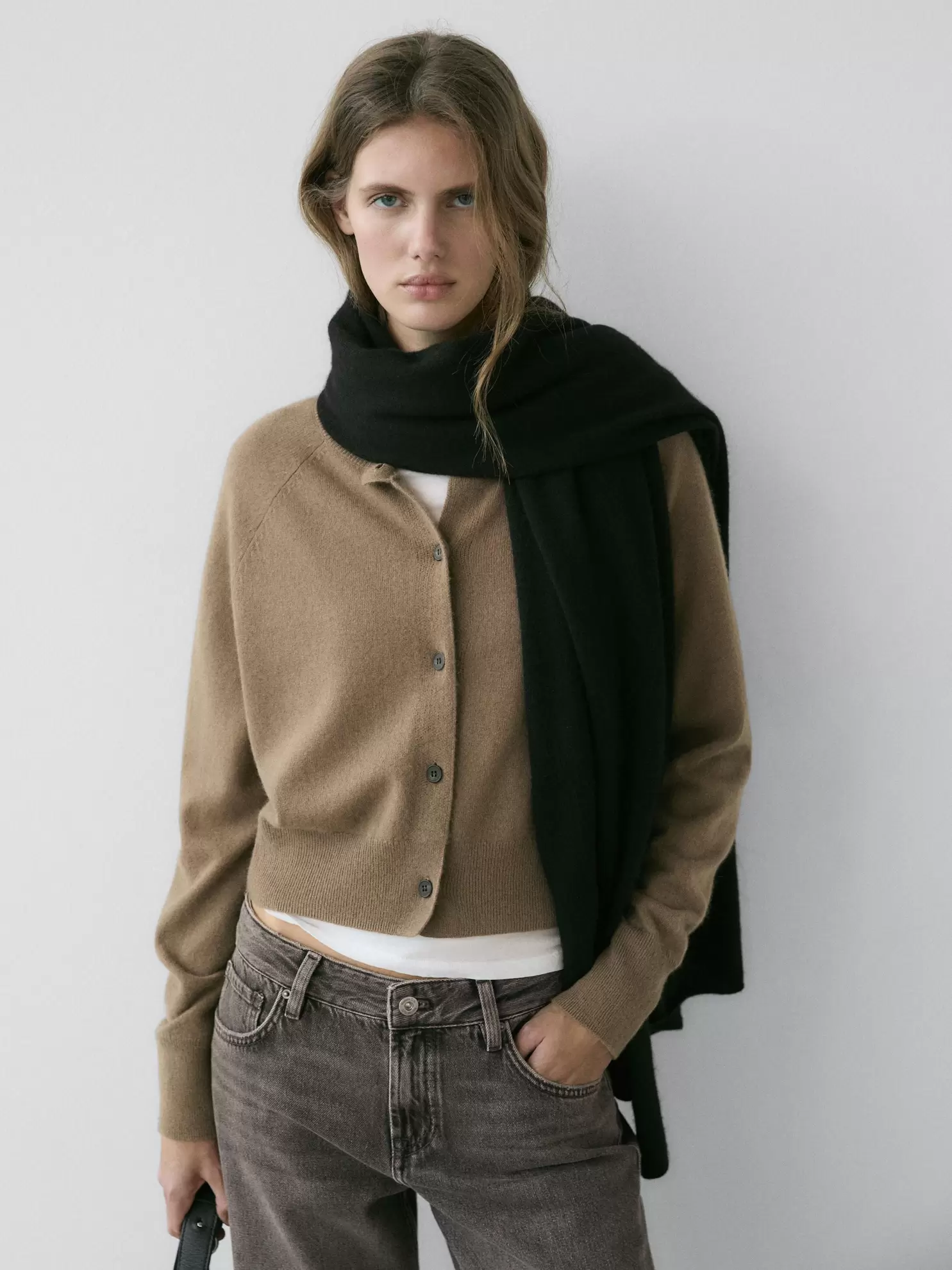 Long sleeve cashmere cardigan