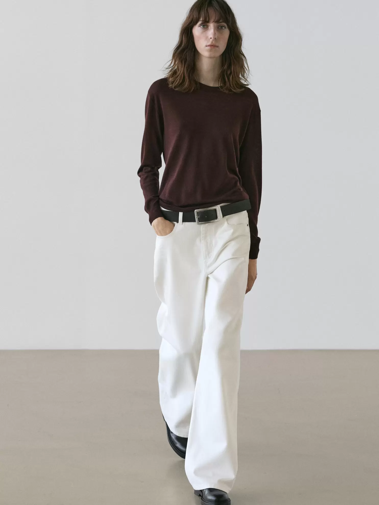 100% wool fine knit crew neck sweater