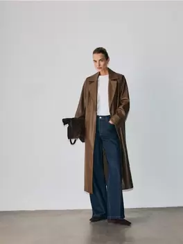 Jachetă din piele ecologică