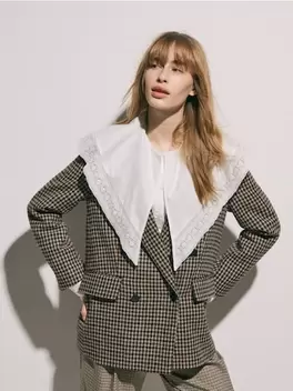 Cămașă cu guler decorativ