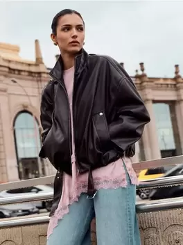 Geacă din piele ecologică, cu guler înalt