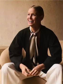 Eșarfă cu finisaj contrastant