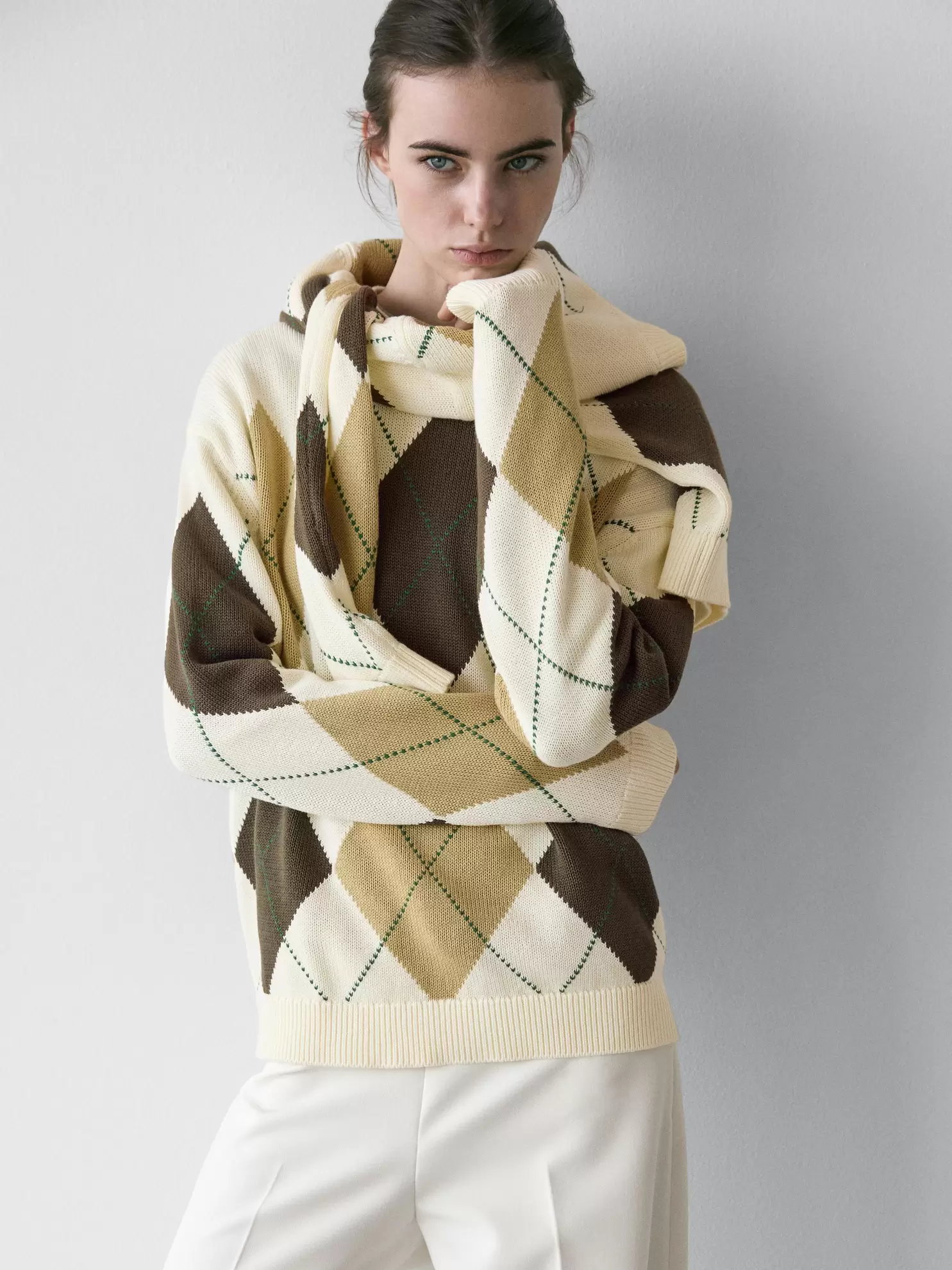 Cotton knit sweater with argyle detail