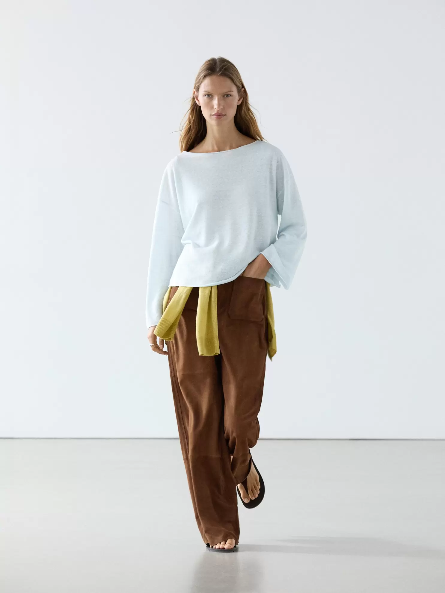 Linen boat neck knit sweater