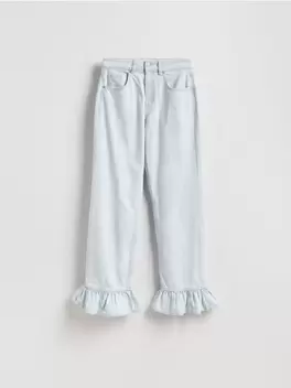 Blugi evazați cu volane