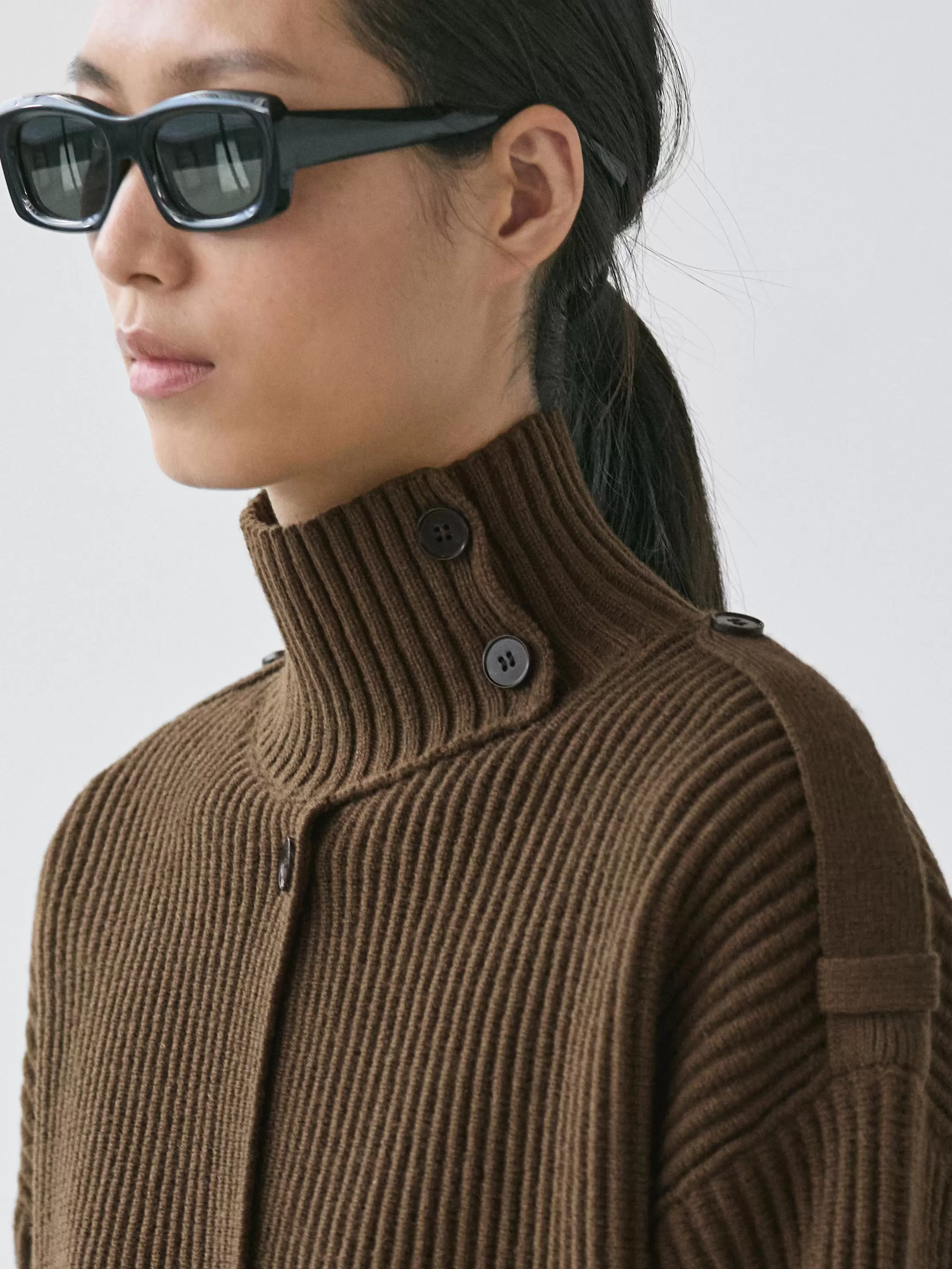 Wool knit cardigan with button details