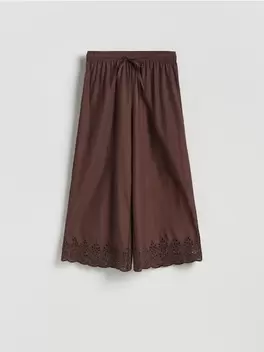Pantaloni cu margine ajurată