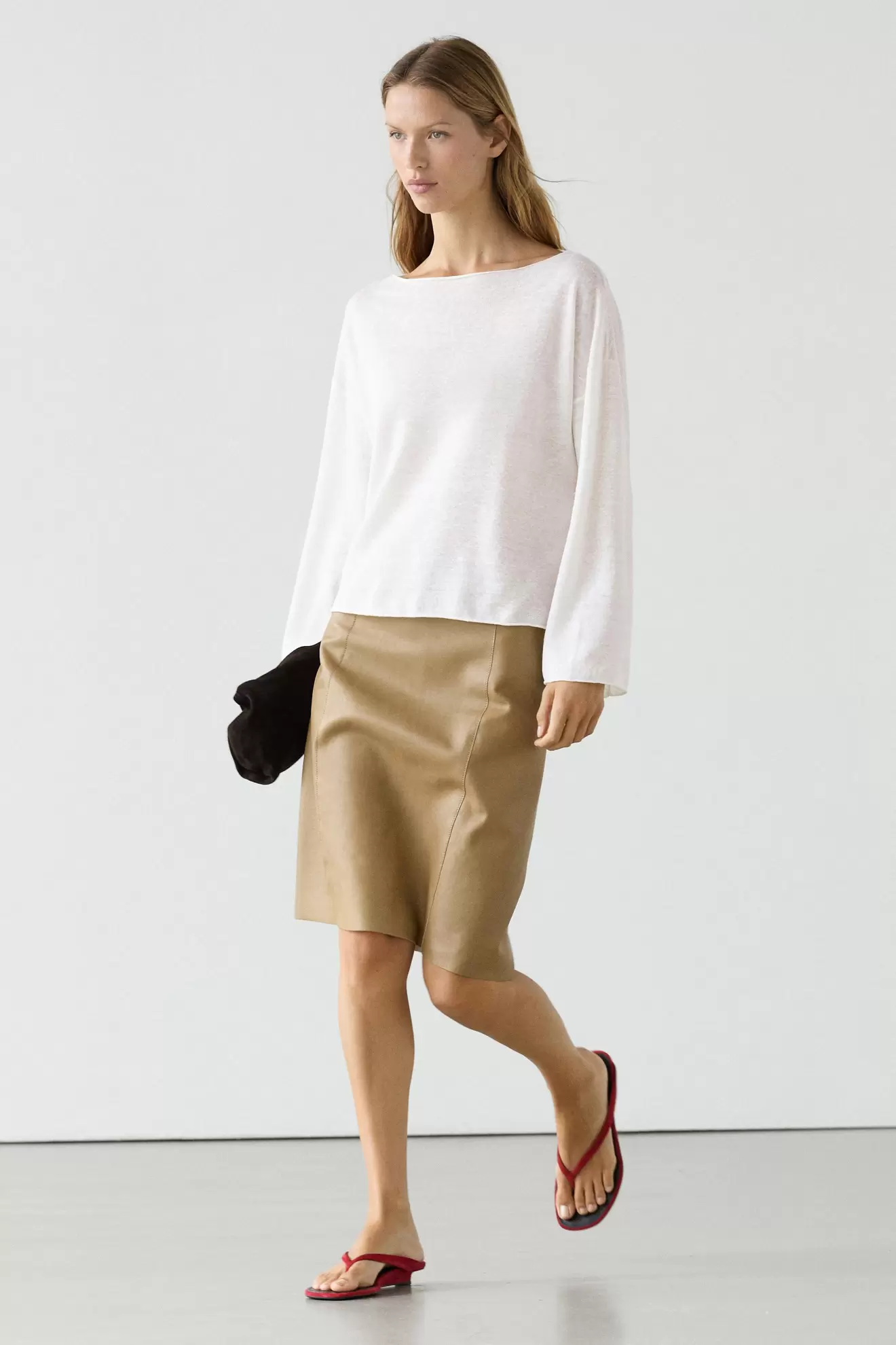 100% linen knit boat neck sweater