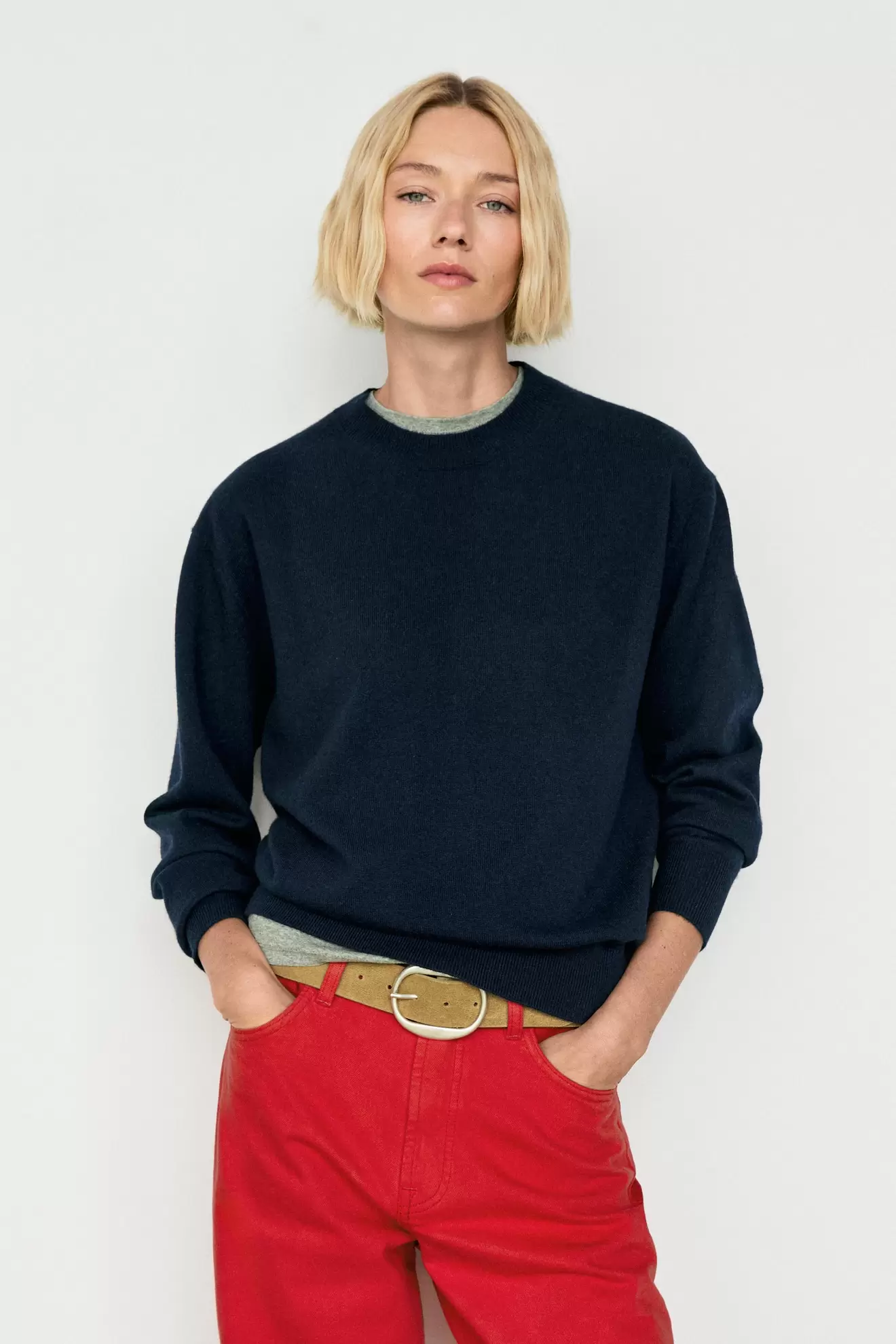 100% cashmere long sleeve sweater