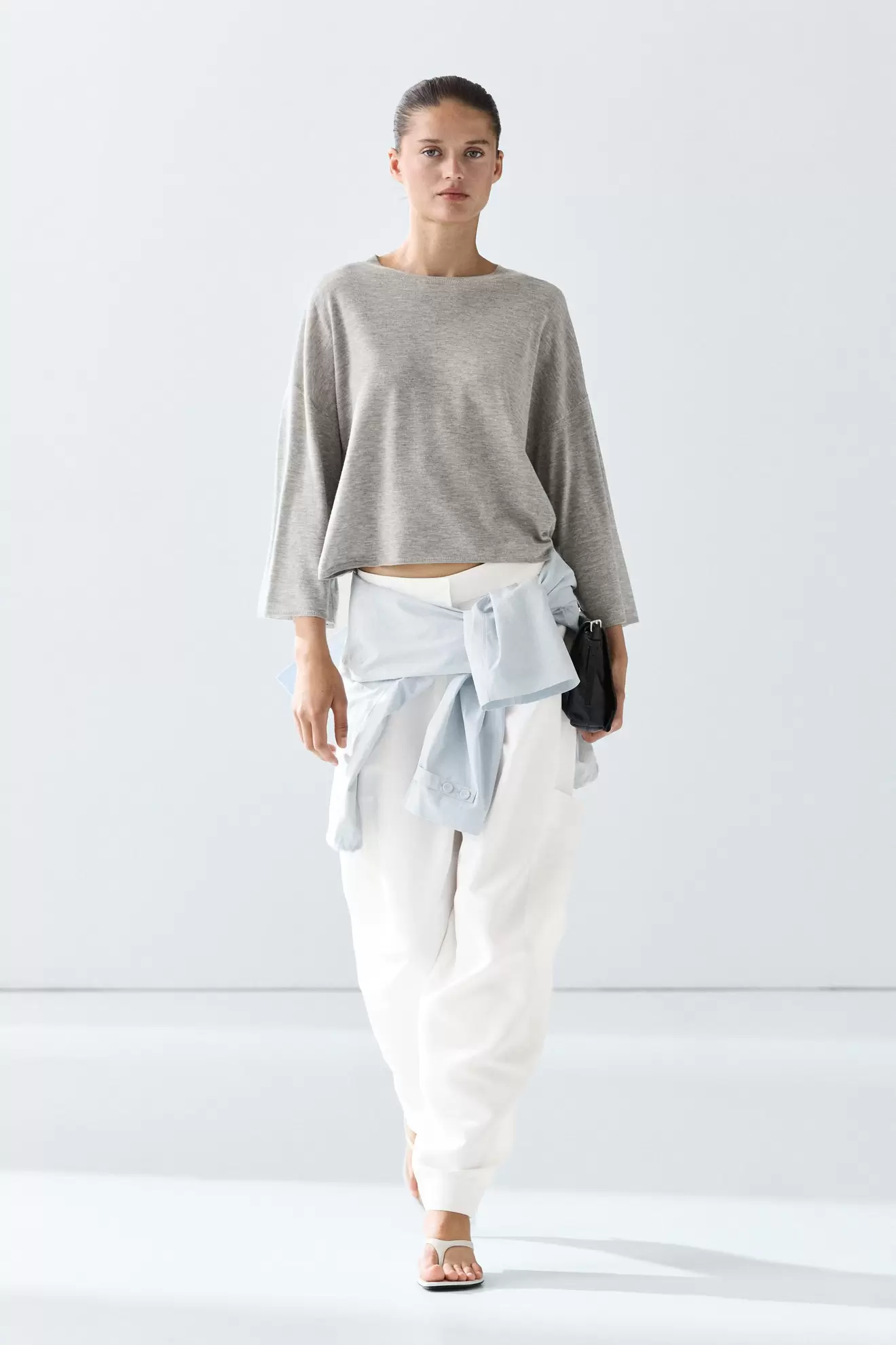 Wool blend round neck sweater