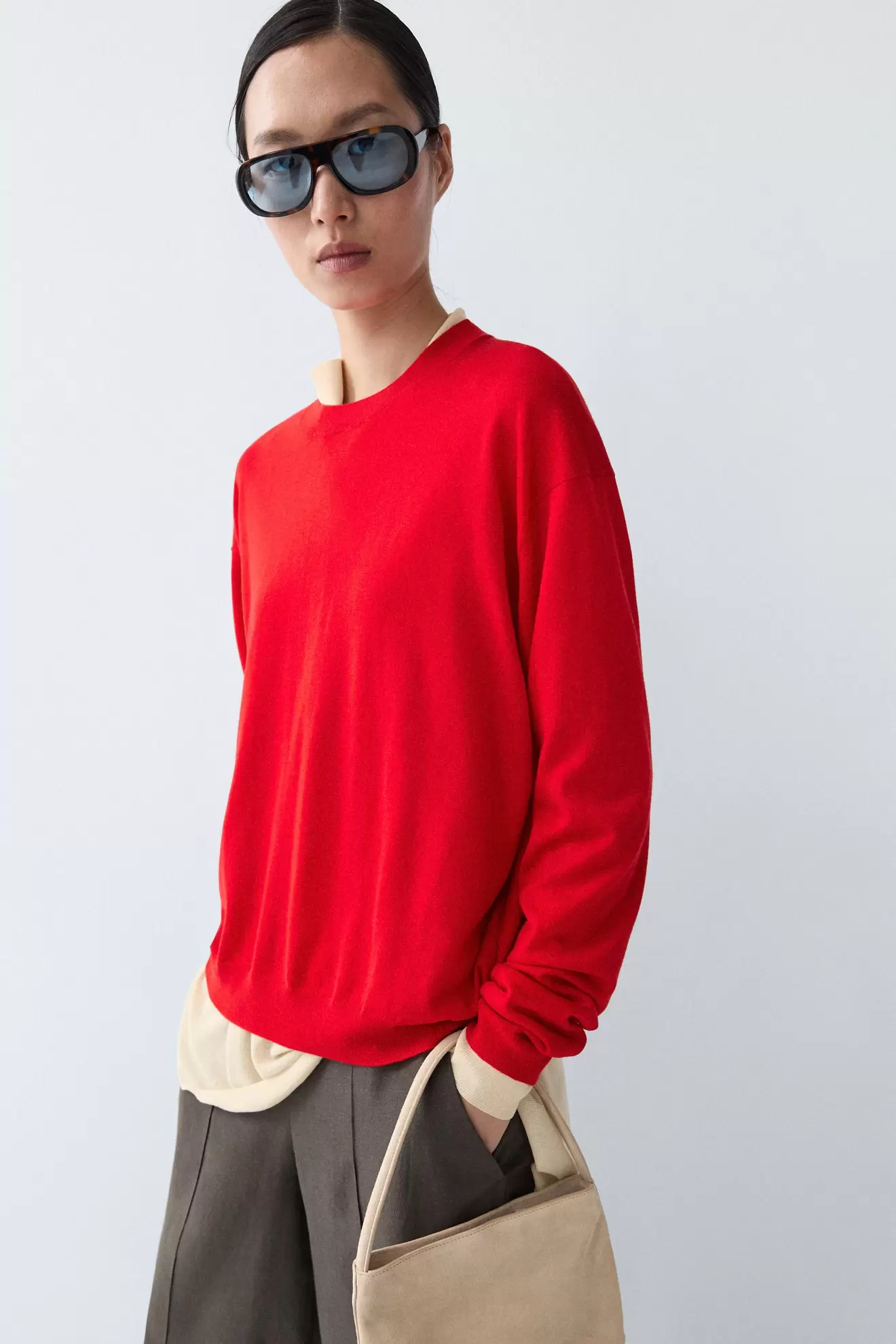 Fine-knit wool blend sweater