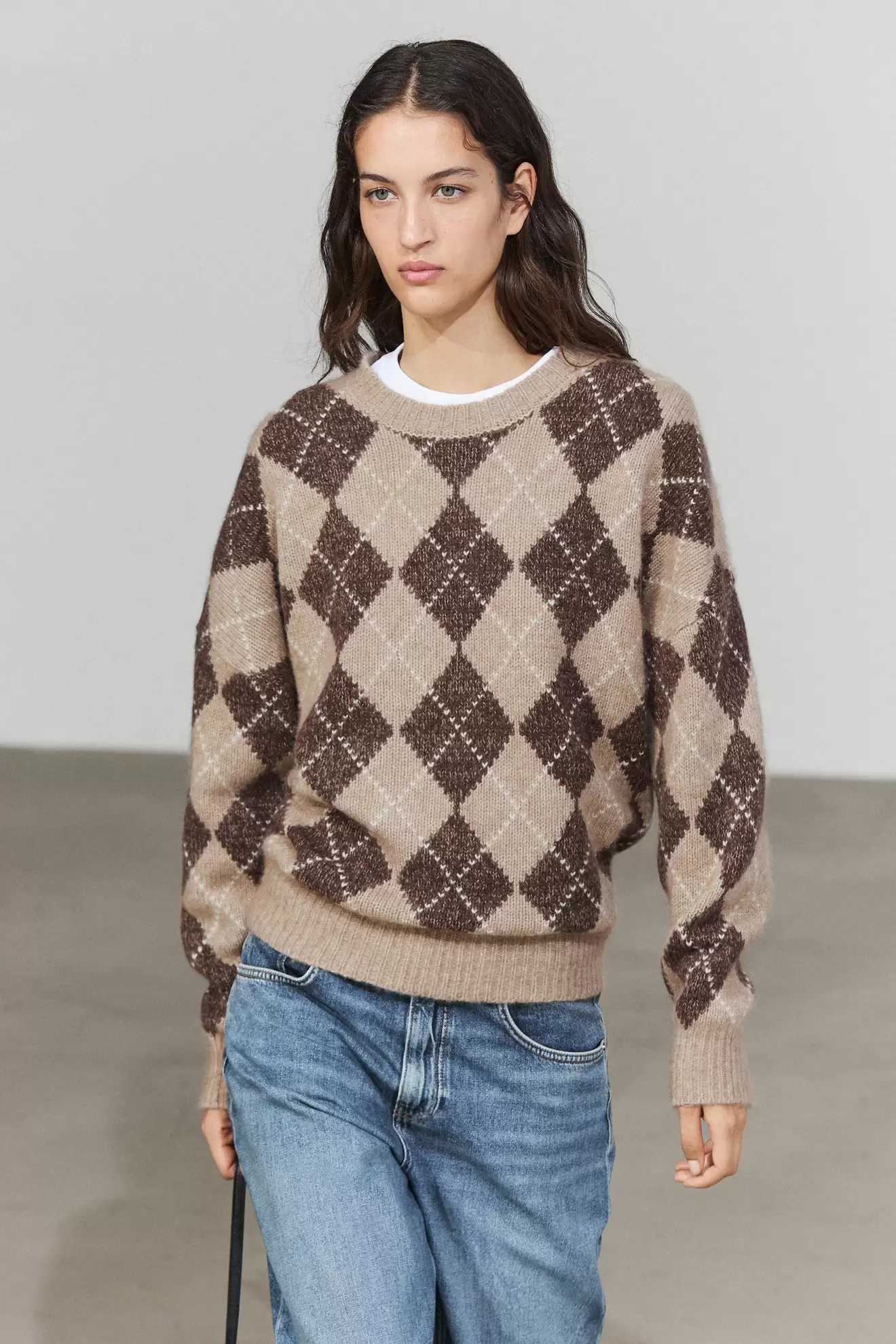 Cashmere blend knit sweater with argyle detail