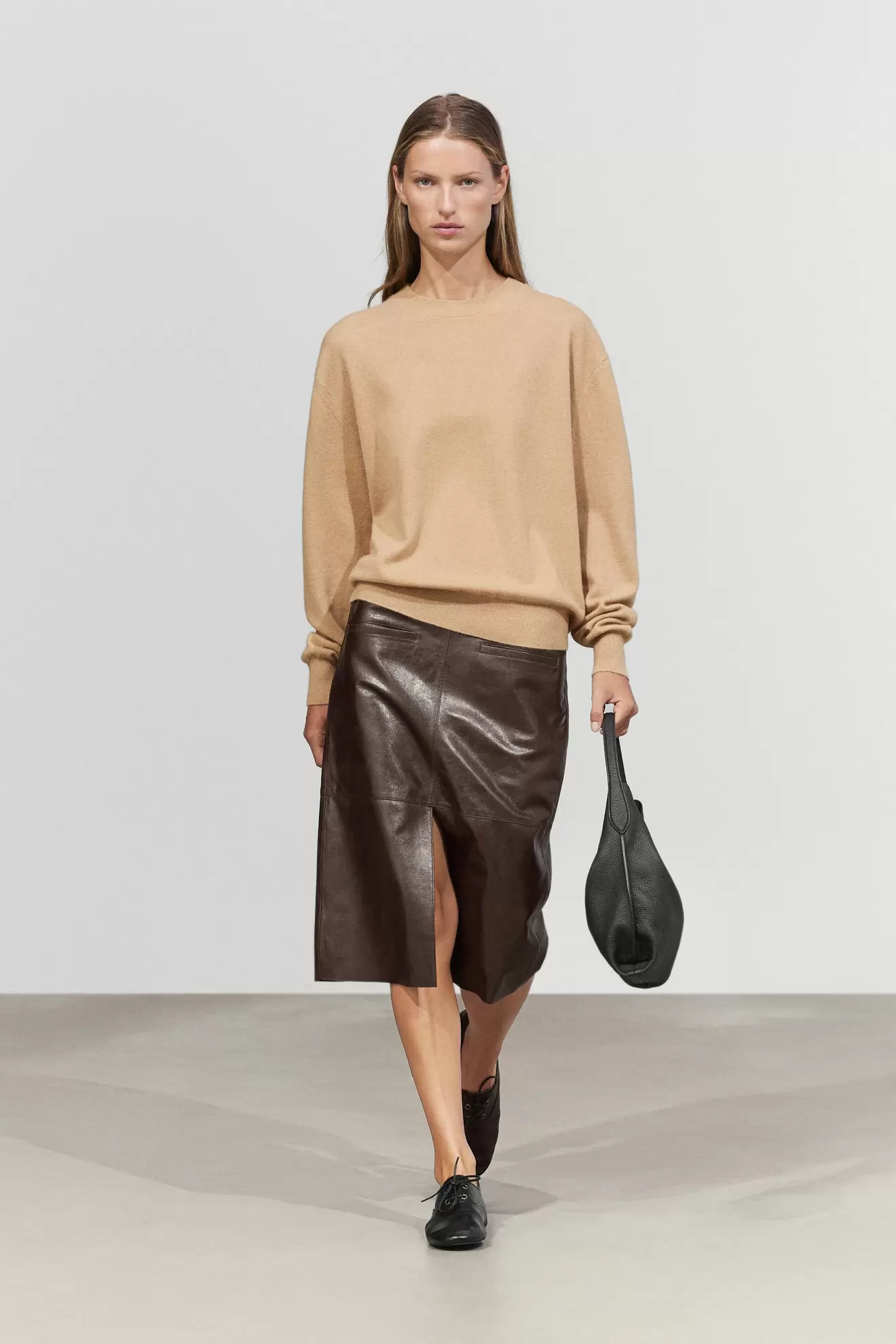 100% cashmere long sleeve sweater