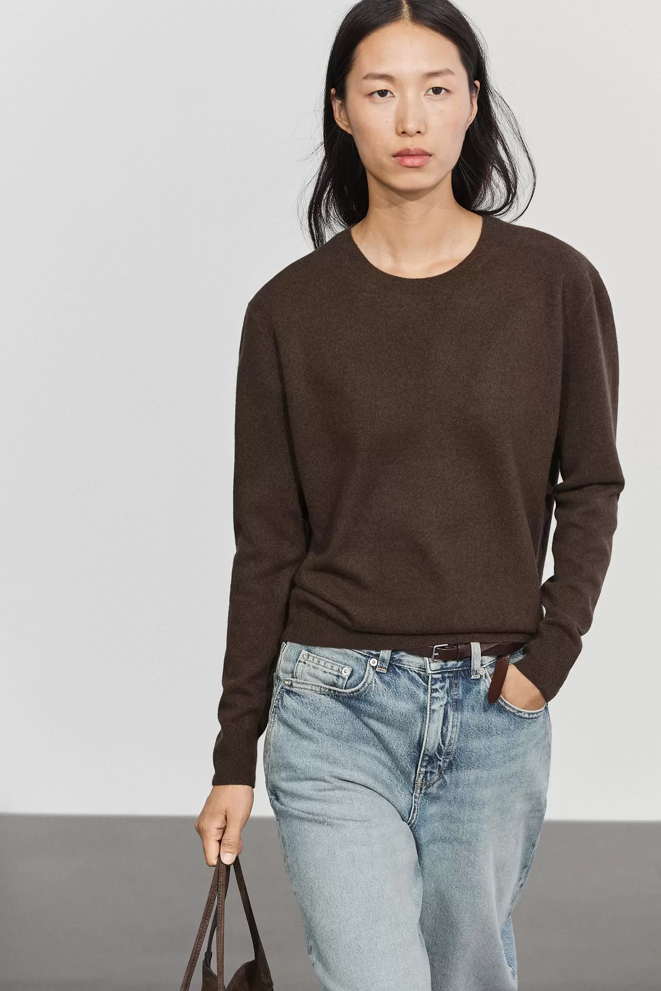 Wool blend knit sweater with round neck