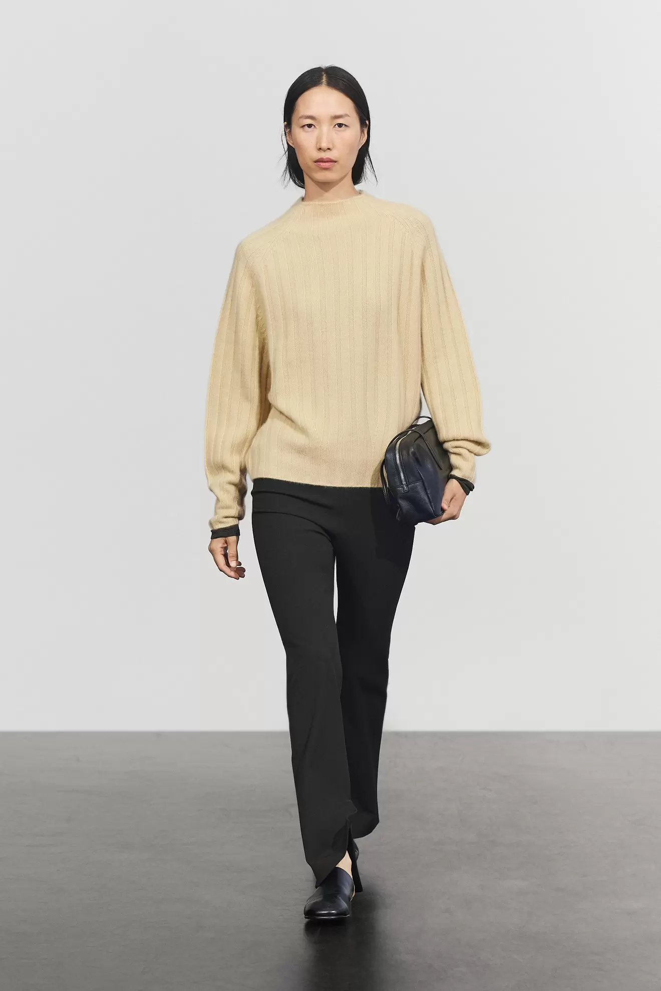 100% cashmere mock turtleneck sweater