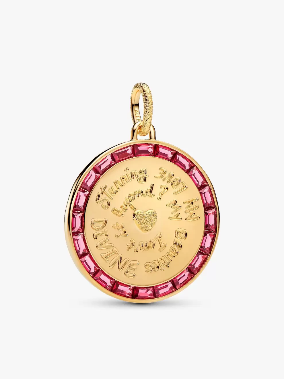 Medalion Pat McGrath cu mantra frumuseții