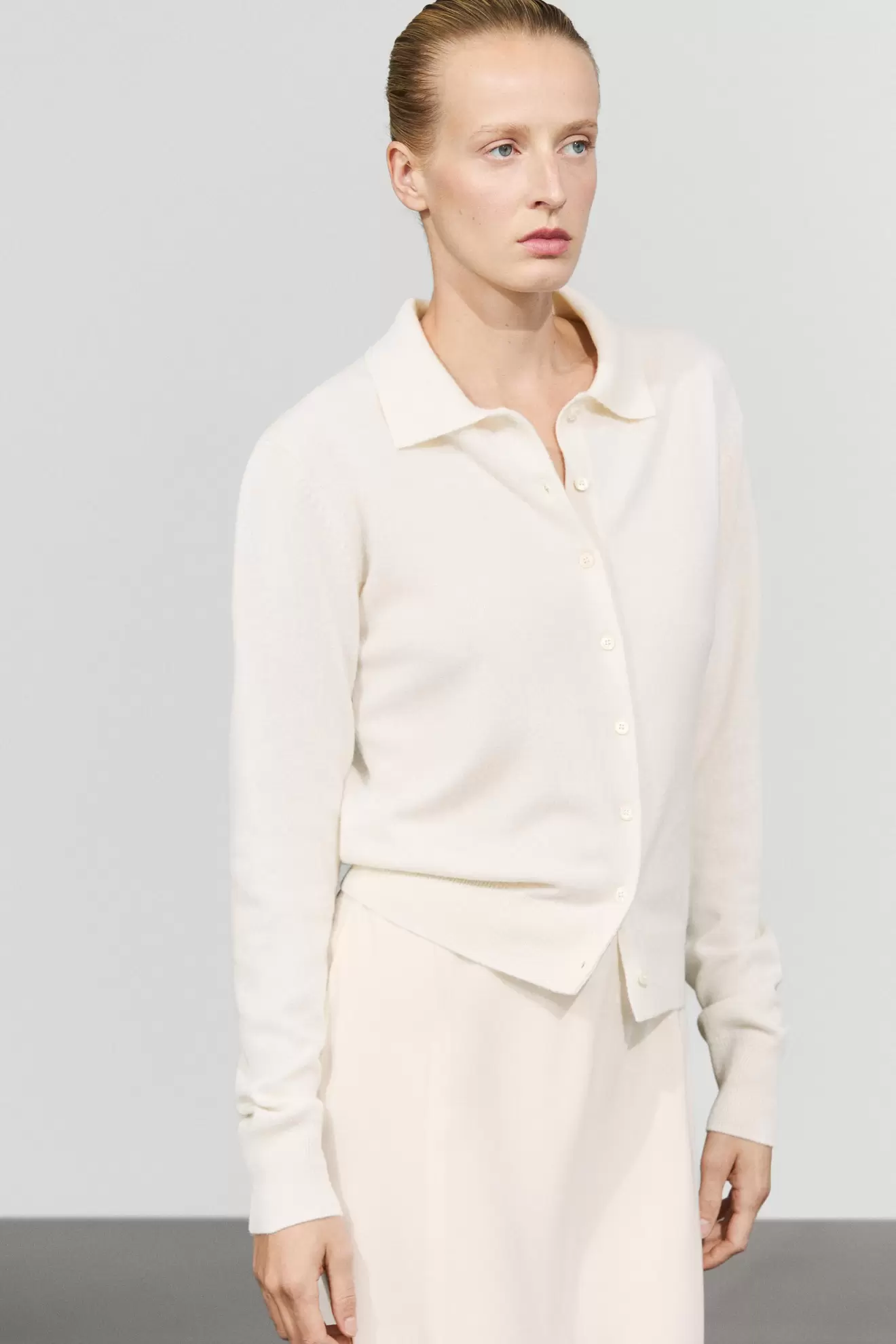 100% cashmere knit polo collar cardigan