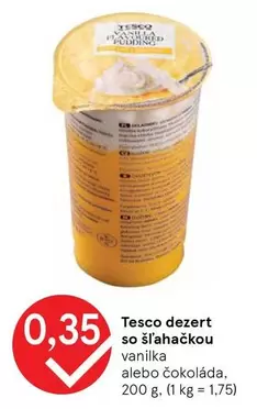 dezert so šľahačkou vanilka alebo čokoláda