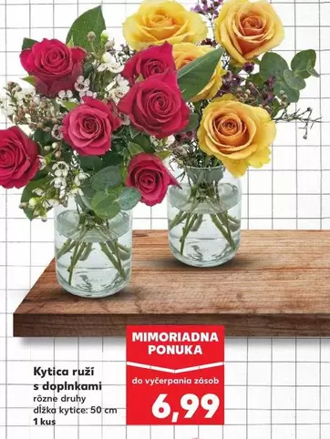 Kytica ruží s doplnkami