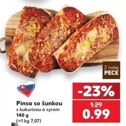 Pinsa so šunkou s kukuricou a syrom