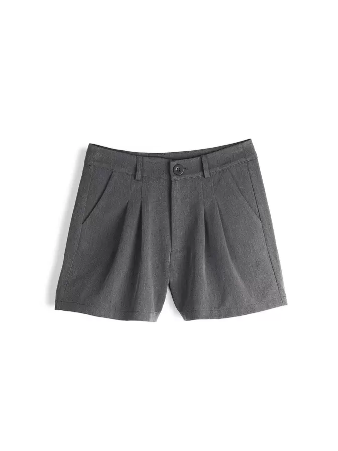 Shorts with pockets