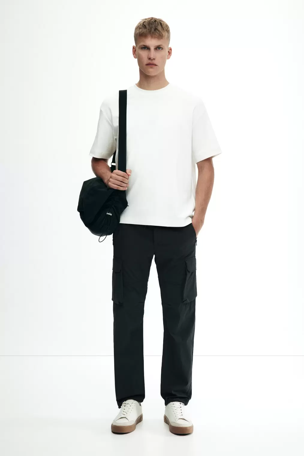 Nylonové cargo nohavice Regular Fit