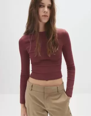 Pull&Bear Fitted long sleeve t-shirt in maroon