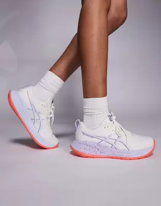 Asics Gel-Cumulus 27 Tokyo running trainers in off white and purple