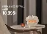 FÅTÖLJ MED FOTPALL ANNE