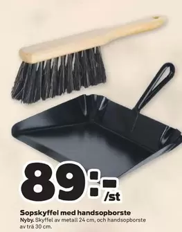 Sopskyffel med handsopborste