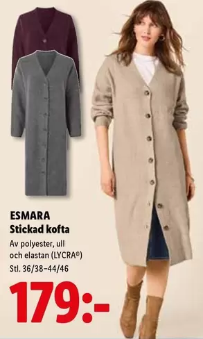 Stickad kofta