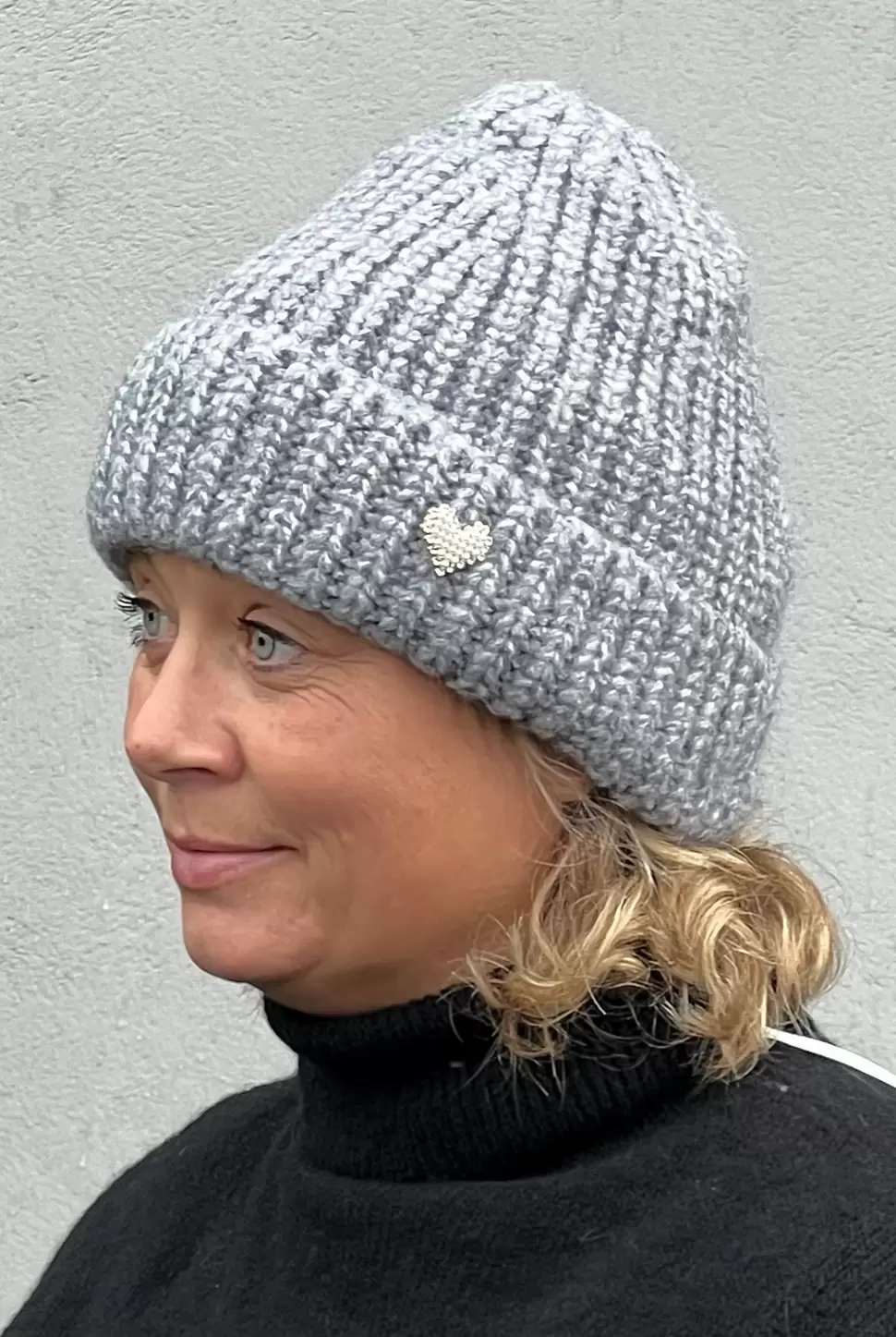 Mössa Heart grå
