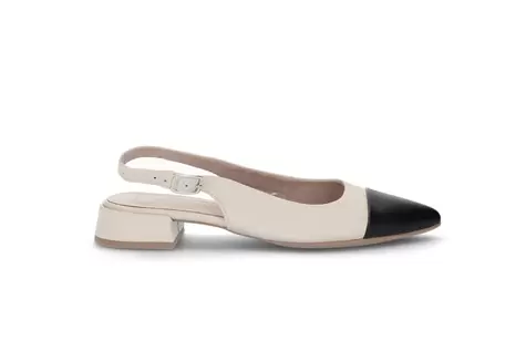 Slingback pumps