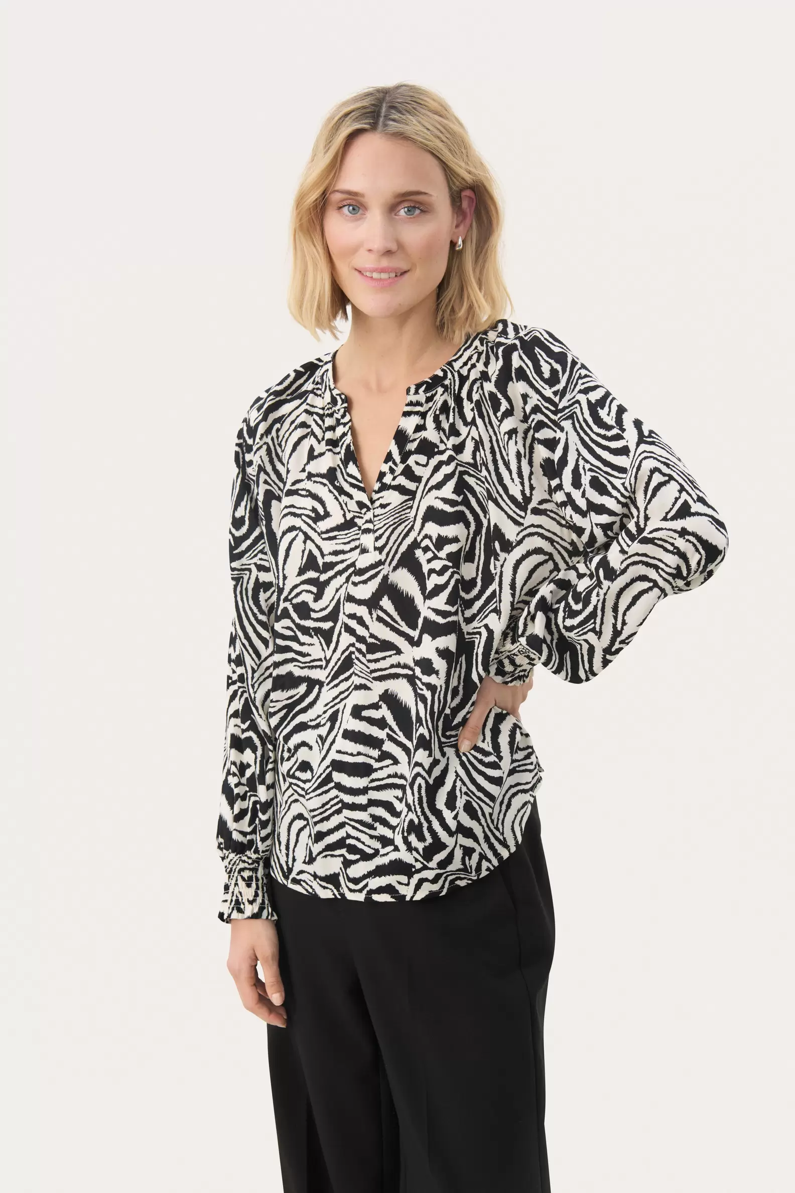 TenniePW Blouse