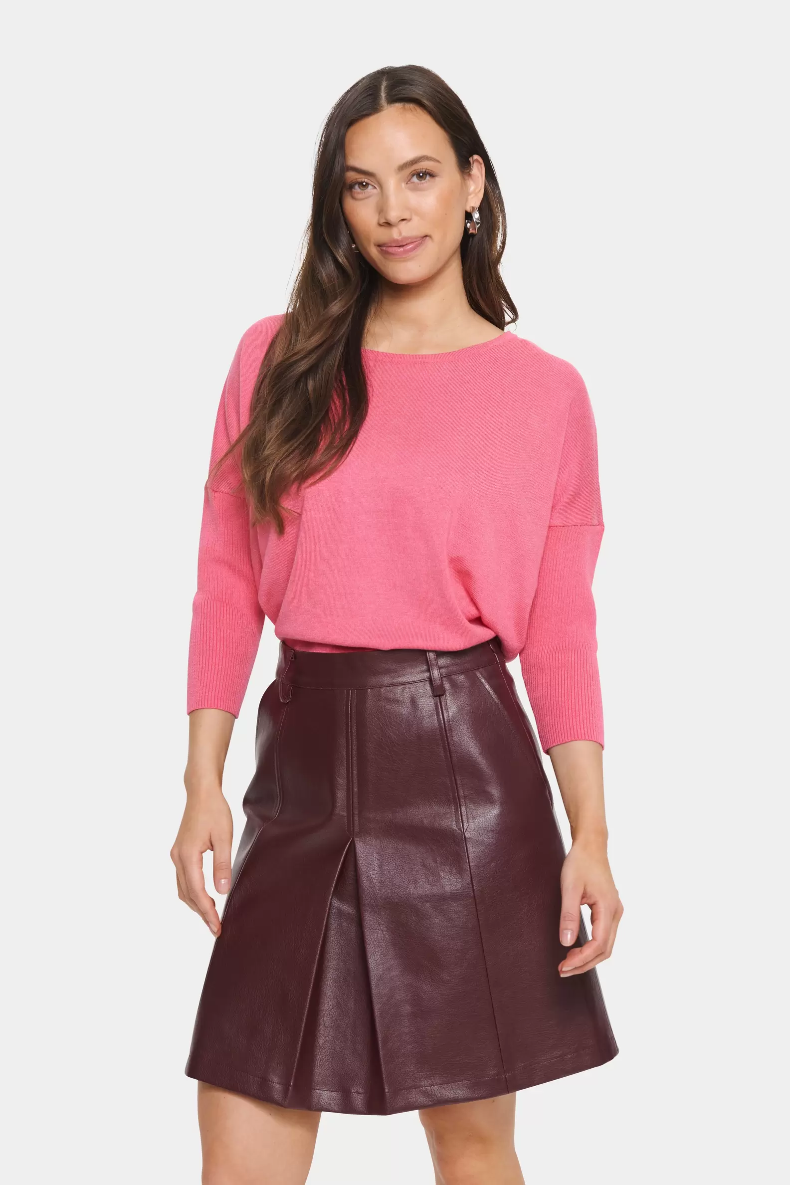 MilaSZ R-Neck Pullover