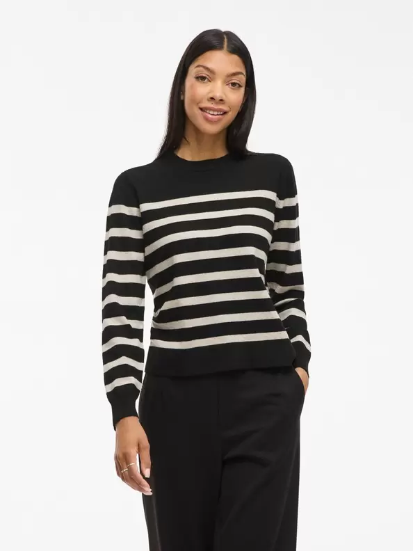 Product carousel image - VIKERRY RUND HALS STICKAD TRÖJA, Black | 1