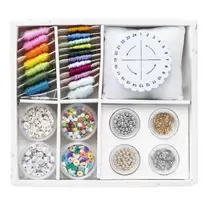 Kumihimo armband, kit med pärlor, smyckestrådar, tråd och kumihimo-platta