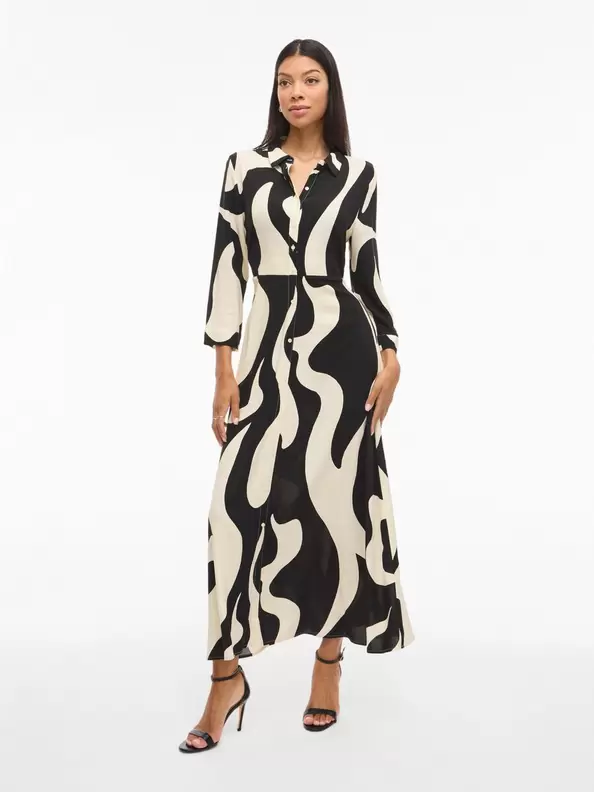 Product carousel image - VIAYA PAYA MAXI RAK KLÄNNING, Black Beauty | 1