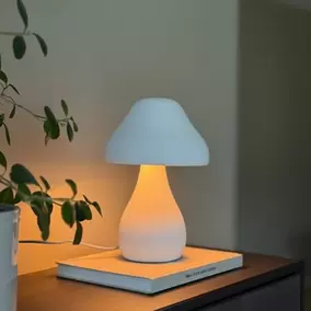 Bordslampa SUPONJIVitJUUS