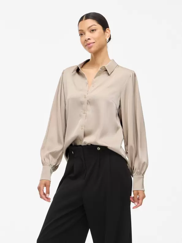 Product carousel image - VIENNA BALLOON SLEEVED SKJORTA, Cement | 1