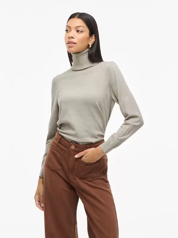 Product carousel image - VIKERRY POLOKRAGE STICKAD TRÖJA, Natural Melange | 1